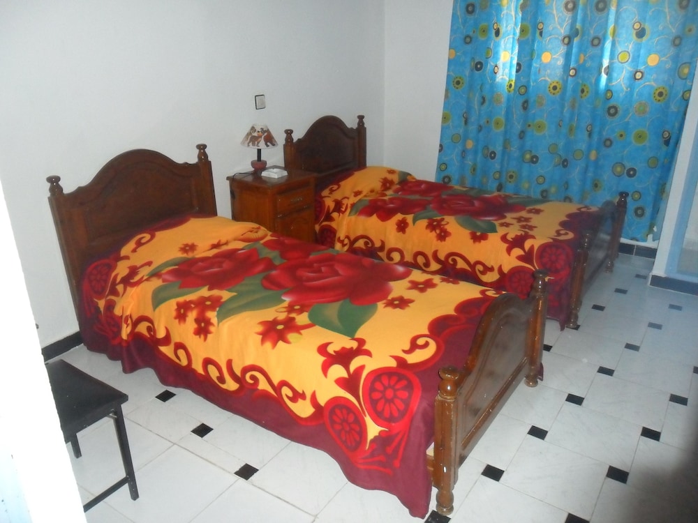 Basic Single Room, 1 Bedroom, Private Bathroom, City View photo 1