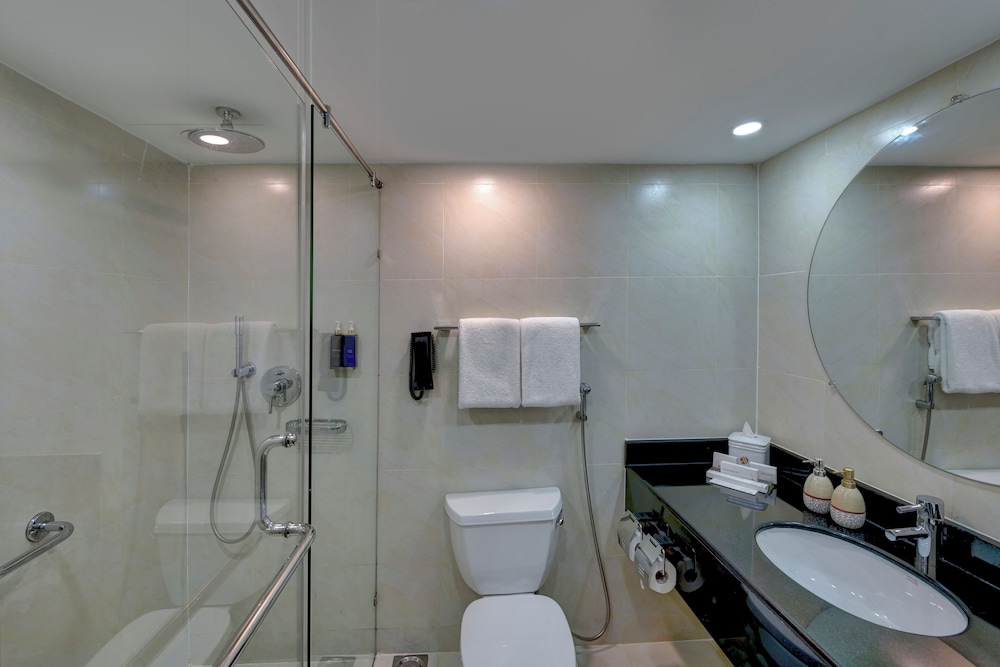 Executive Room, 2 Twin Beds - Photo 4