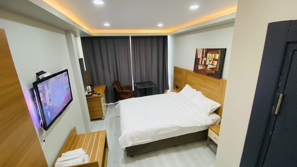 Deluxe Room, 1 Bedroom, Smoking, City View photo 1