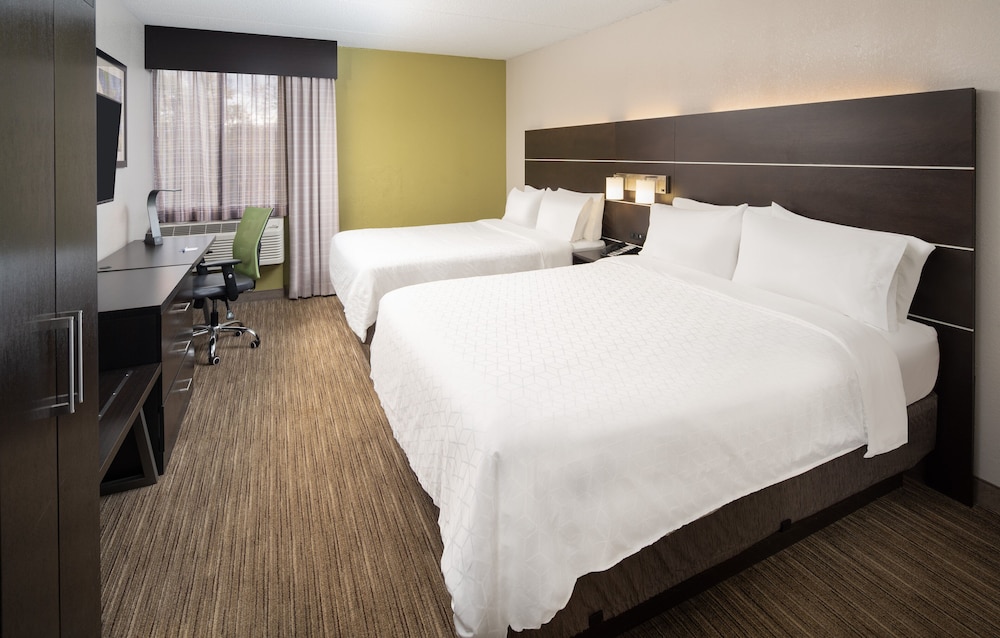 Room, 2 Queen Beds, Accessible, Non Smoking (Hearing)