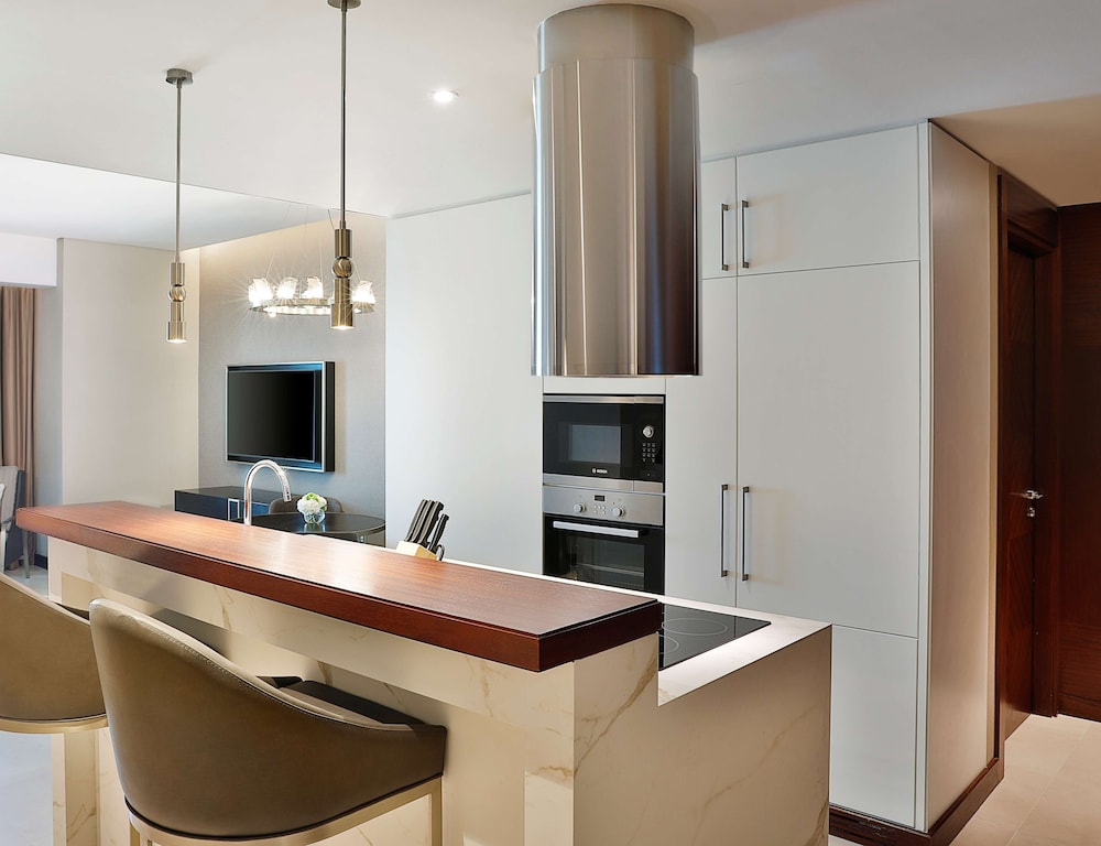 Deluxe Suite, 2 Bedrooms, Balcony