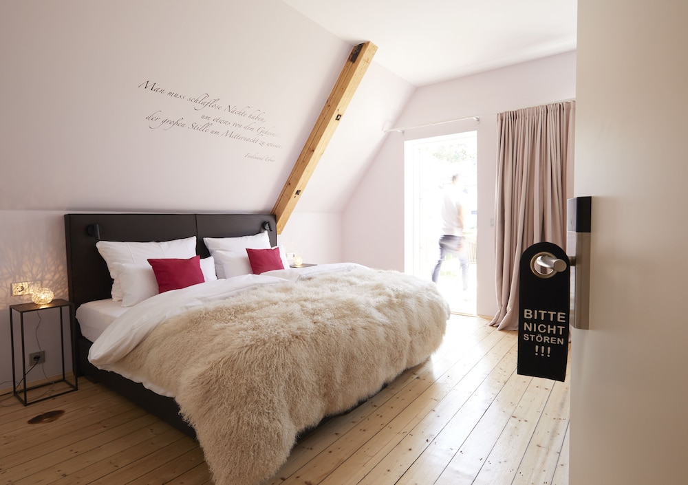 Deluxe Double Room Single Use photo 3