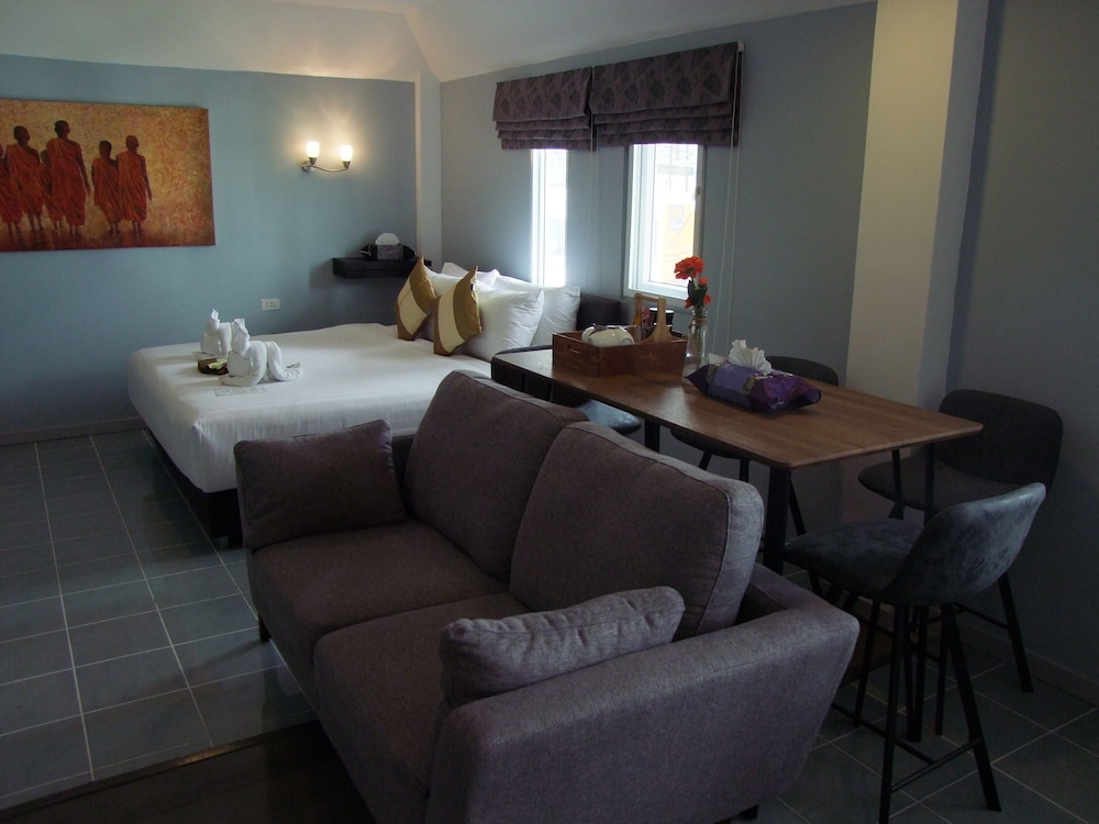 Comfort Suite photo 3