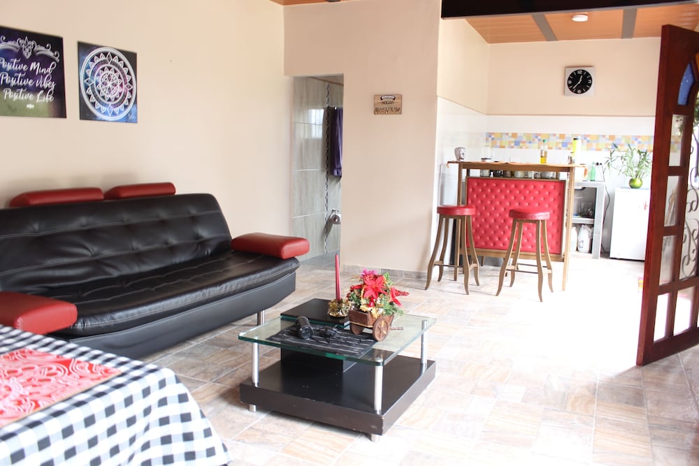 Luxury Cabin, 2 Bedrooms, 2 Bathrooms, Mountain View photo 2