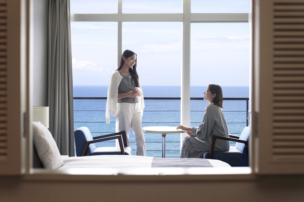 [Upper Floor] Ocean View Twin Room C (376 sqft) Non Smoking - Photo 4