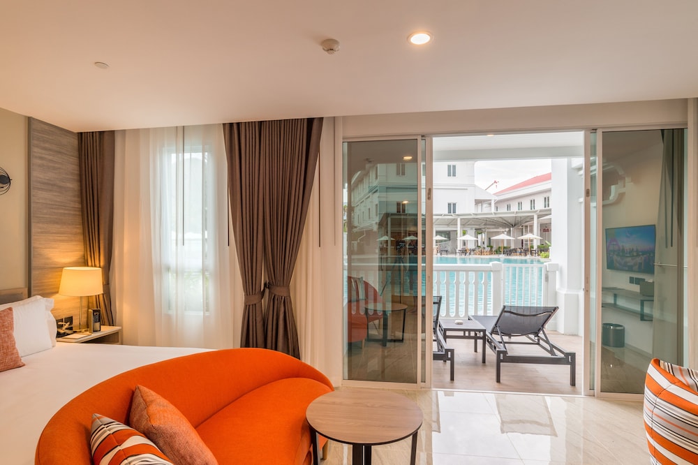 Family Room, Pool Access (Residence) photo 1