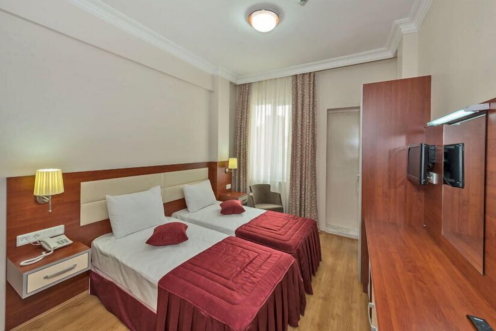 Double or Twin Room photo 1