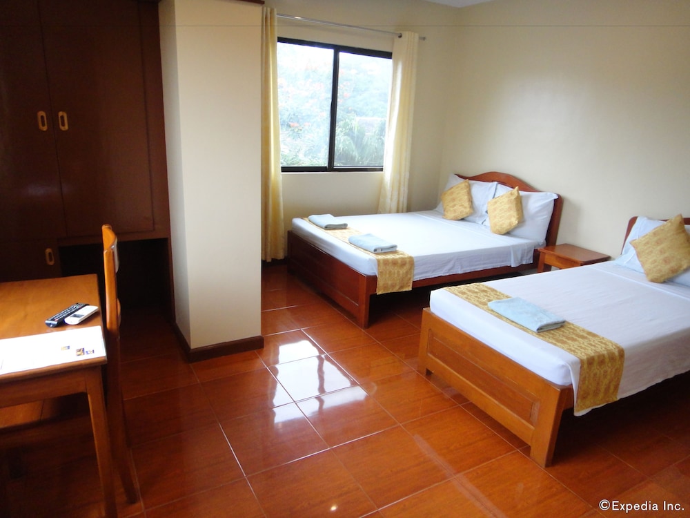 Deluxe Twin Room photo 3