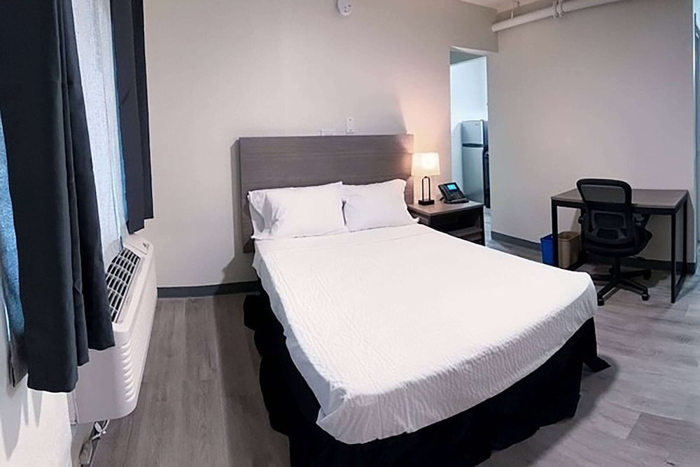 Deluxe Studio Suite, 1 Double Bed, Non Smoking
