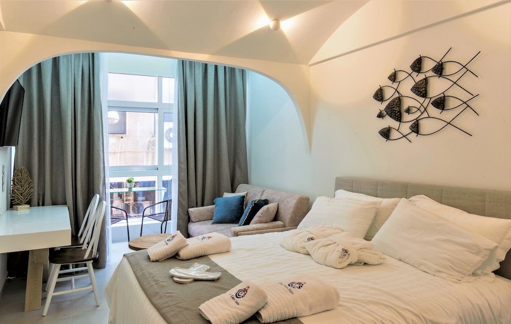 Suite with Balcony - Santorini
