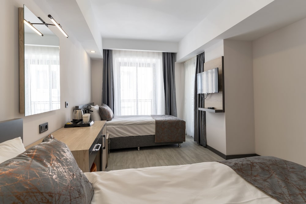 Deluxe Twin Room photo 2