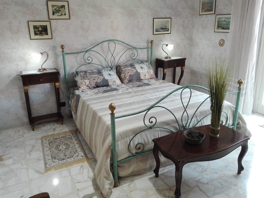 Superior Room, City View