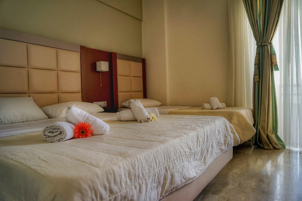 Premium Triple Room, Sea View
