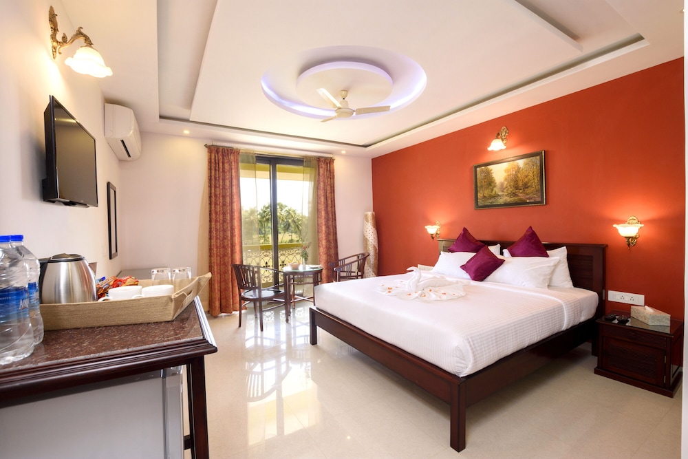 Deluxe Double Room, 1 King Bed, Garden View, Garden Area photo 3