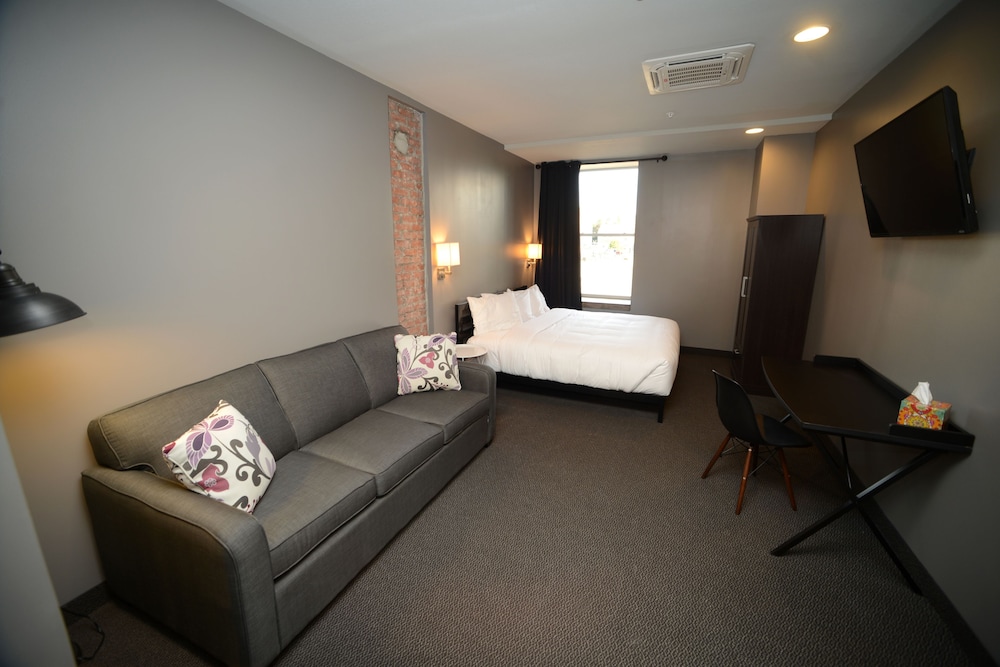 Luxury Room, 1 King Bed with Sofa bed, City View