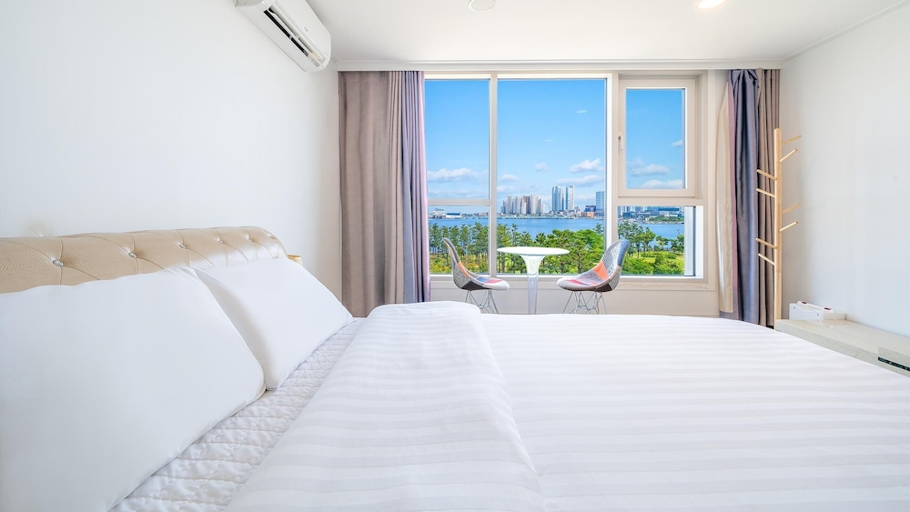 Basic Room, 1 Bedroom (Danbi(ocean view)) photo 1
