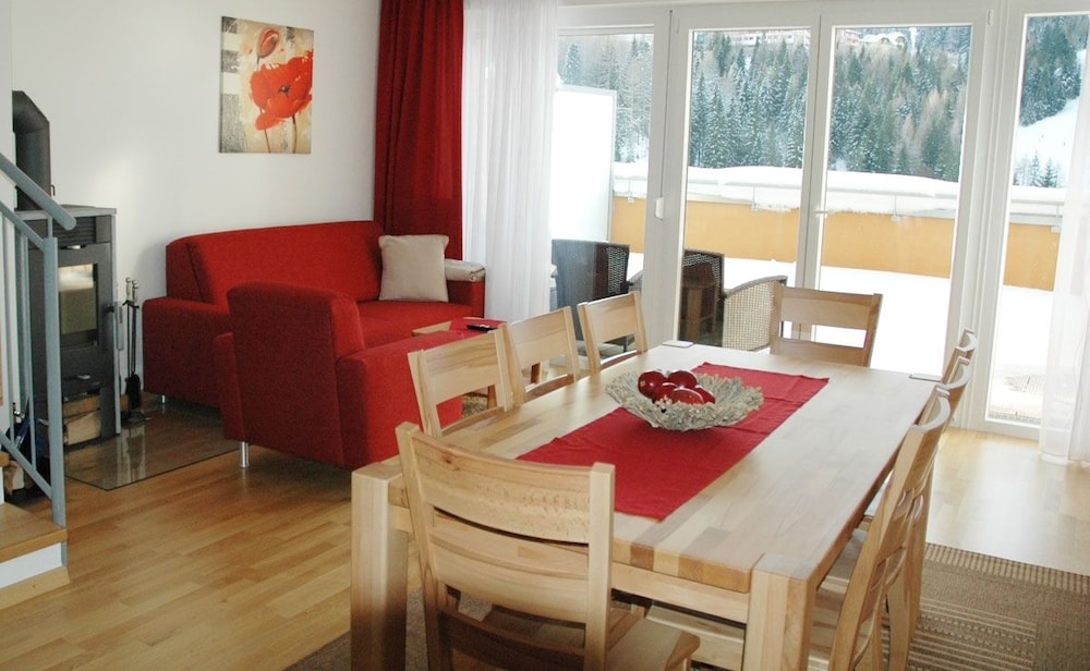 Chalet (Alm) photo 1