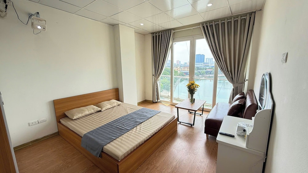 Deluxe Apartment, Balcony, Lake View