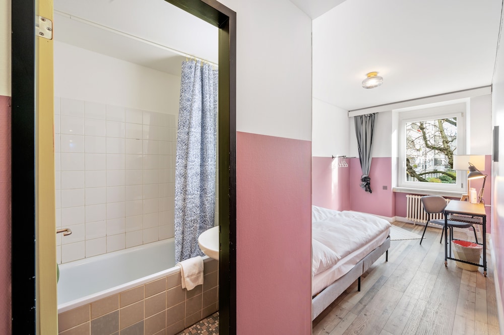 Standard Double Room, 1 Double Bed photo 3