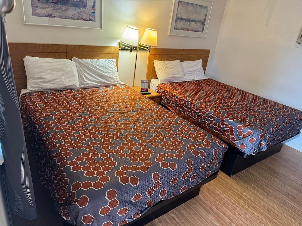Room, 2 Double Beds, Non Smoking photo 1