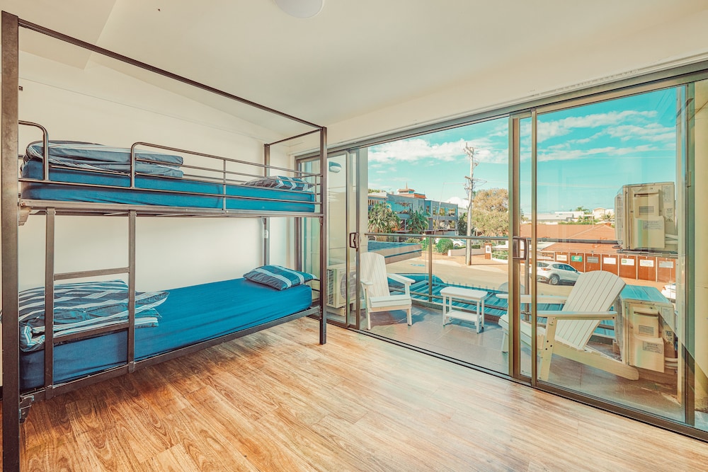 Bed in 6 Bed Female Dormitory