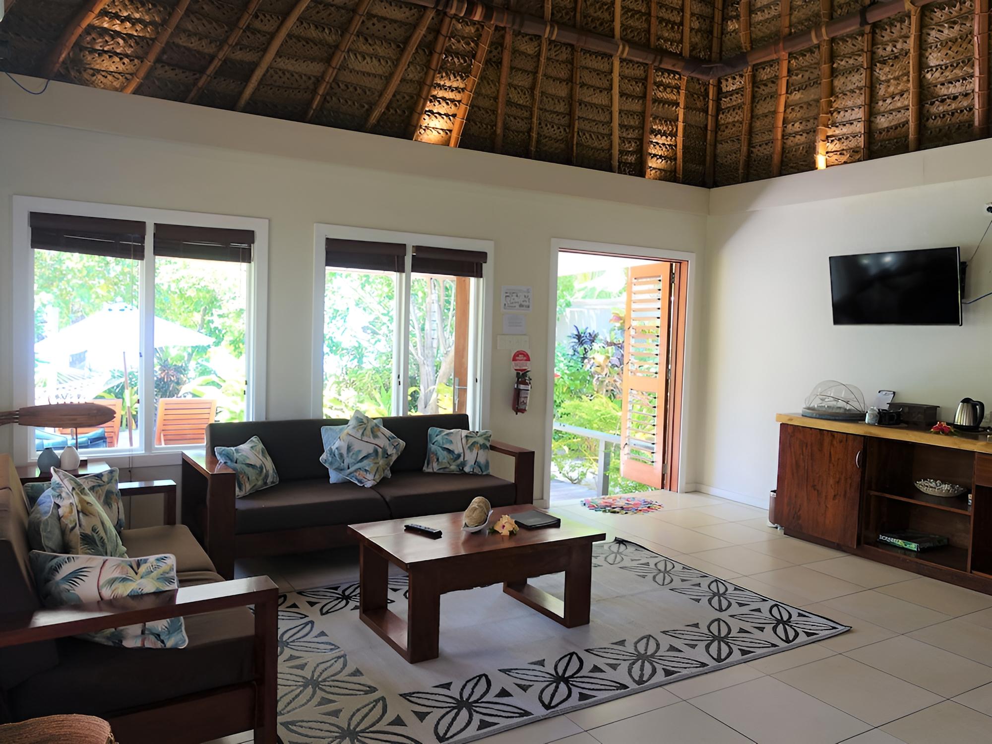 Palms Villa (Two Bedroom Beachfront) photo 3