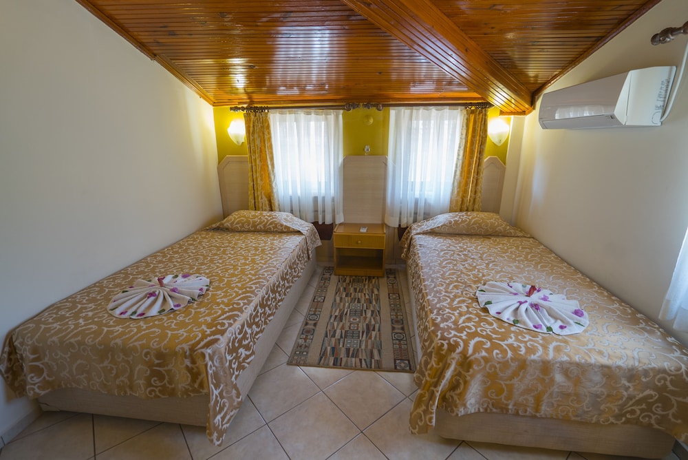 Standard Room photo 1