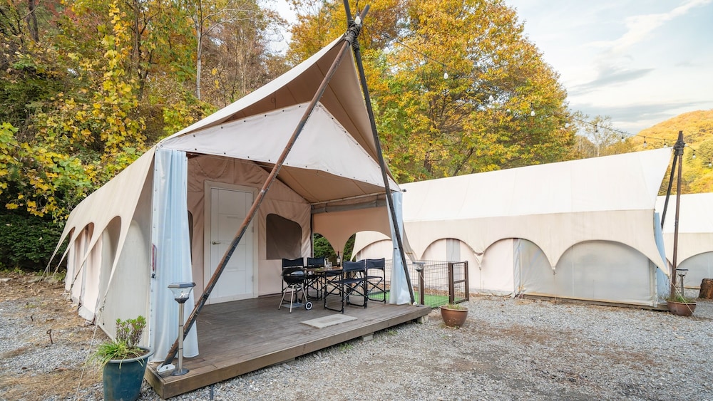 Basic Room, 1 Bedroom (Glamping Jumbo5(Pet/Private BBQ))