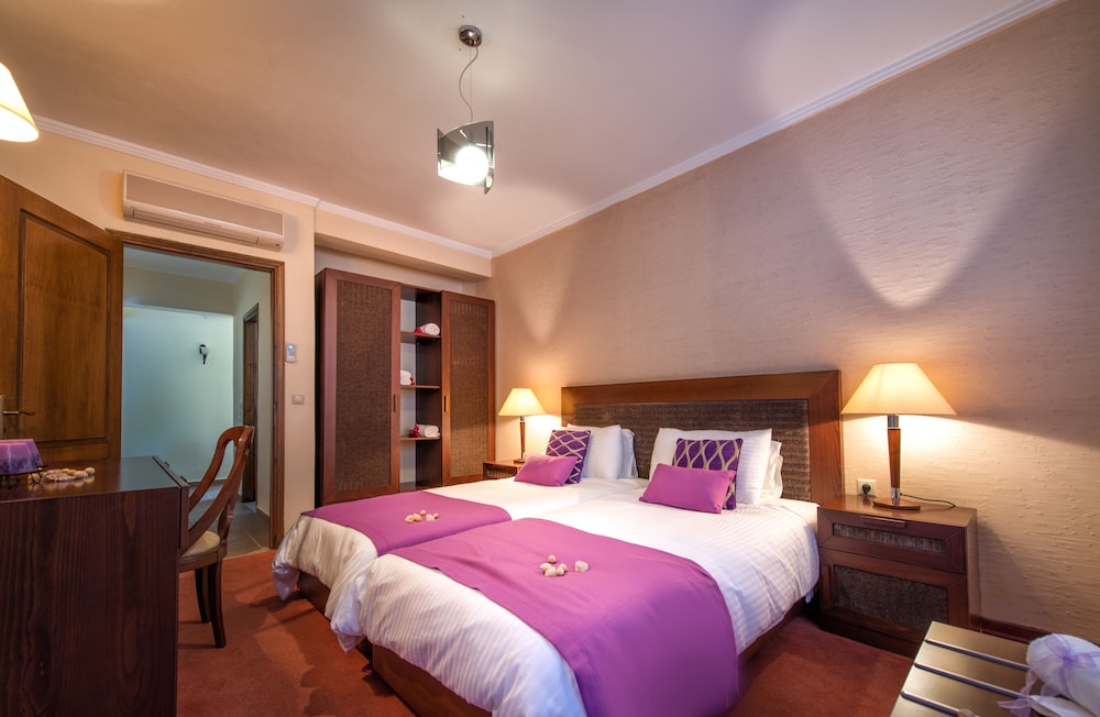 Premium Three-Bedroom Villa with Heated Private Pool & Sea View