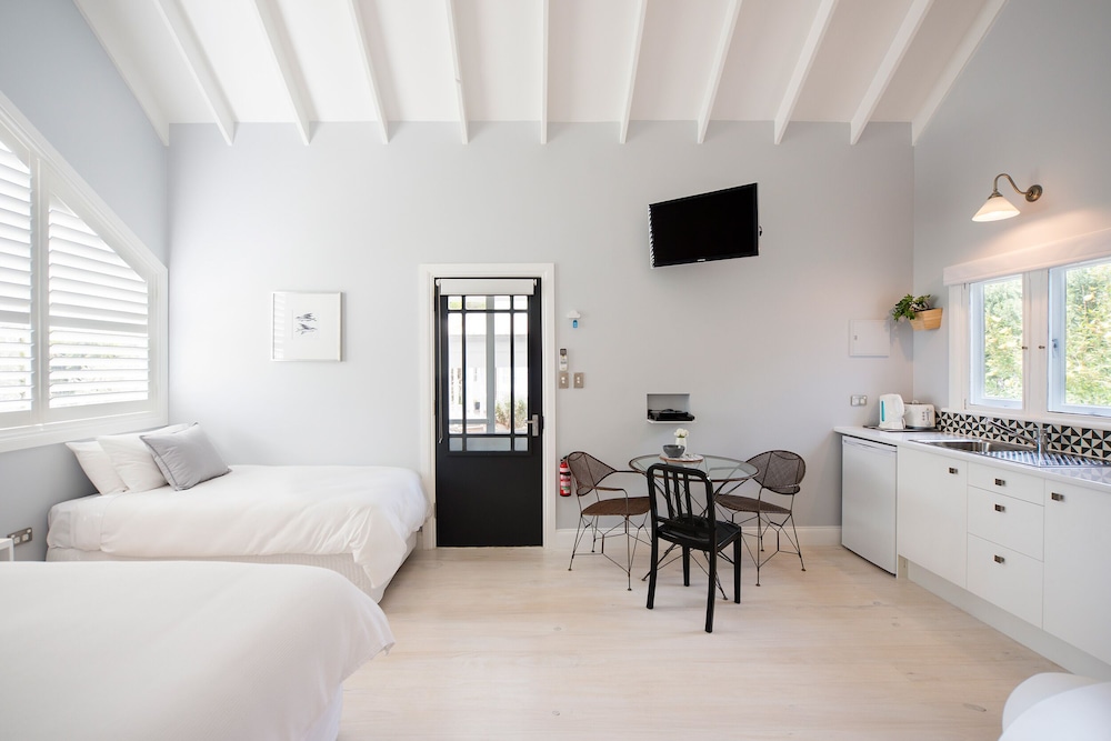 Standard Apartment, 1 Bedroom, Non Smoking, Kitchenette (Coogee)
