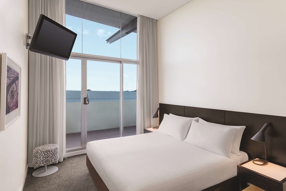 Premier Apartment, 1 Bedroom (Grand, Weekly Housekeeping)