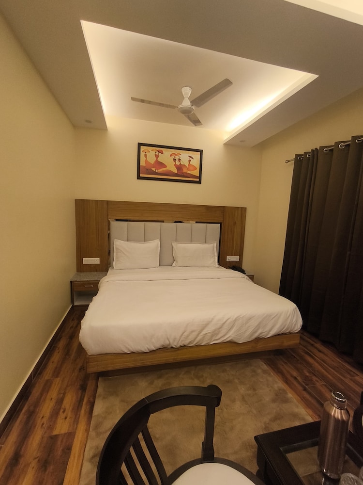 Luxury Room