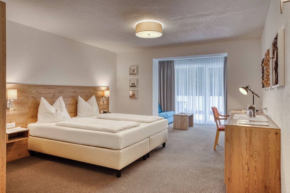 Superior Double Room, Balcony photo 2