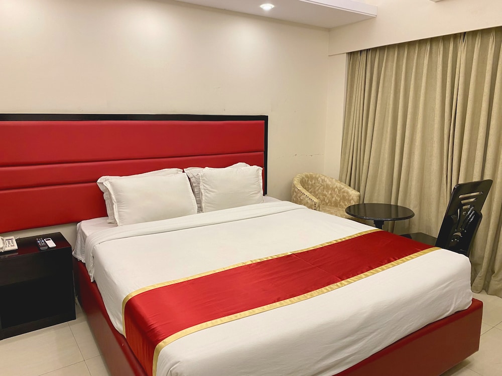 Executive Double Room, City View - Photo 6
