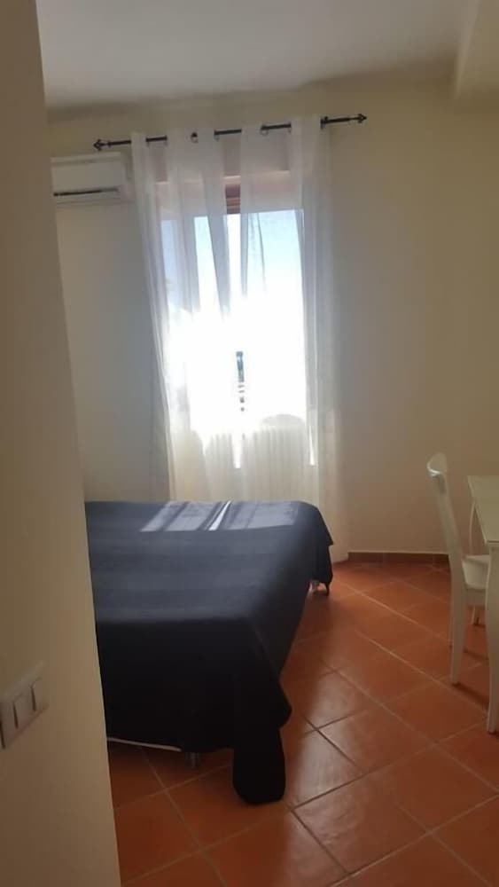 Basic Double or Twin Room, City View photo 3