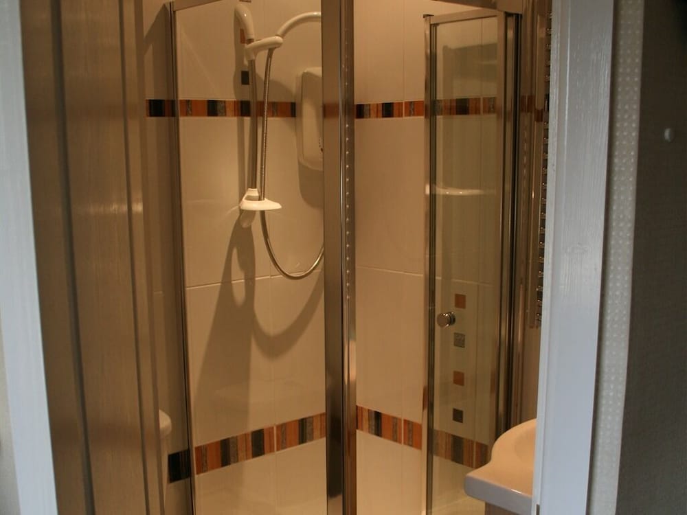 Double Room Ensuite photo 2