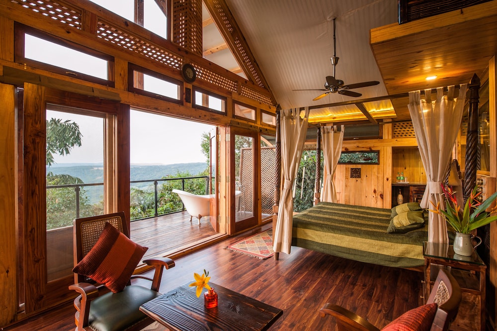 Sunset Machan with Bathtub on Deck
