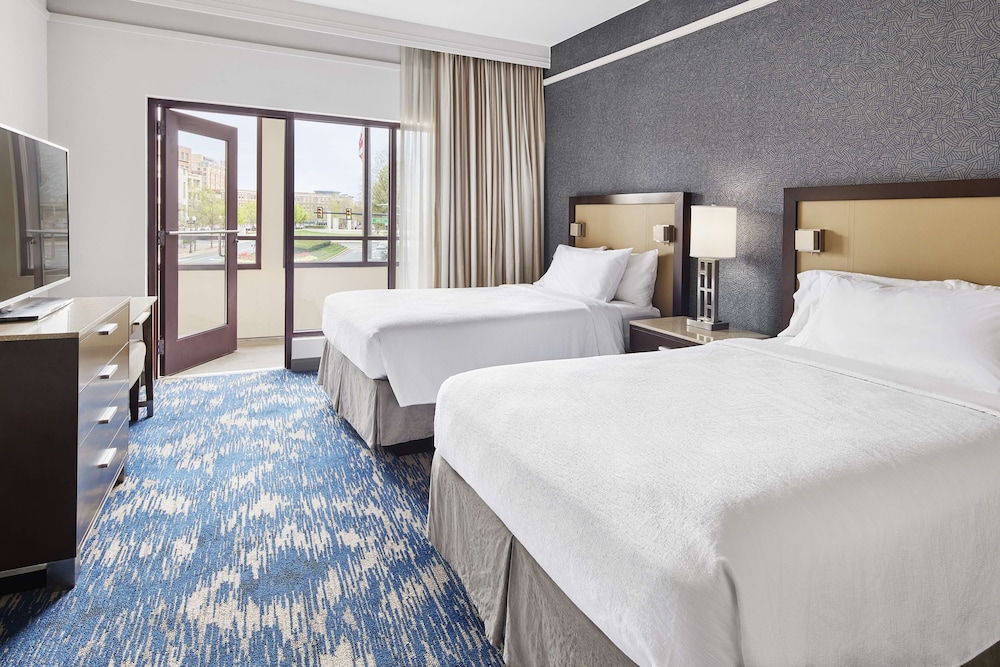 Suite, Multiple Beds, Balcony - Photo 1