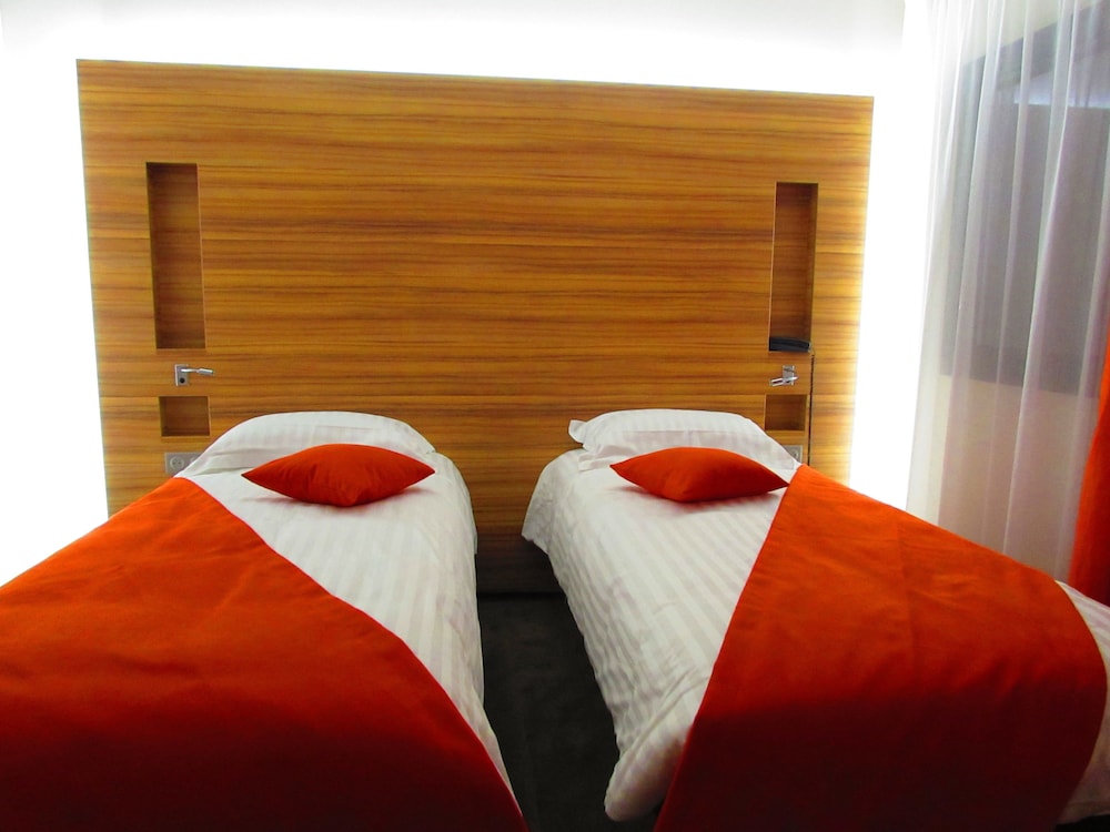 Family Room, 2 Bedrooms (Privilege) photo 1