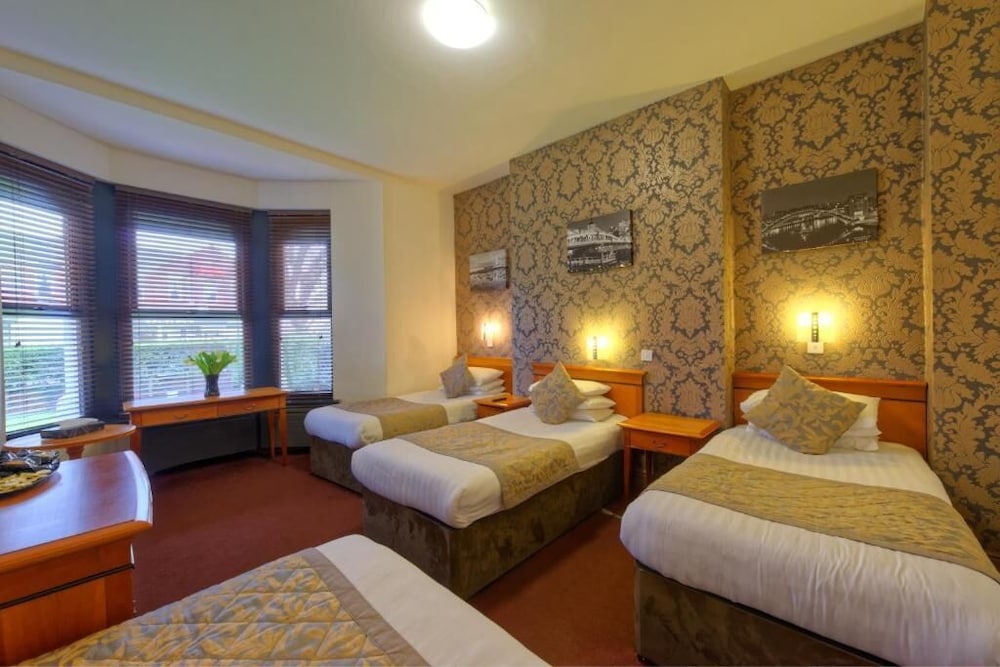 Suite, Ensuite