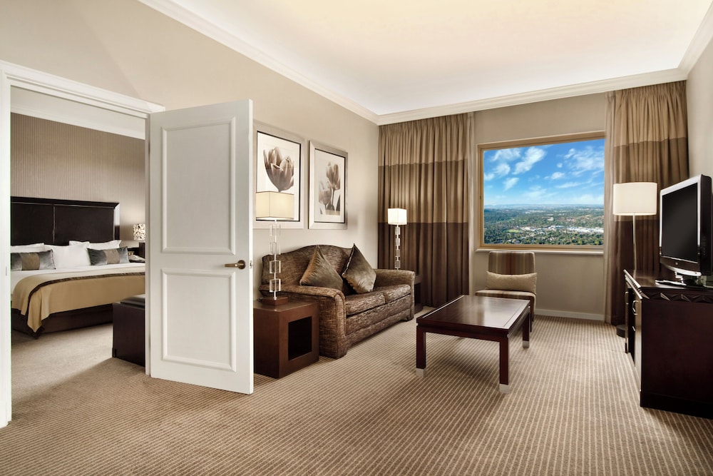 Suite, 1 Bedroom, Terrace - Photo 4
