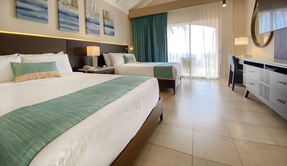 Junior Suite, Ocean View - Photo 2