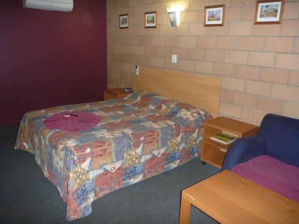 Standard Room, Non Smoking (Standard Double) photo 2