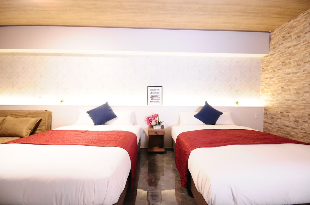 Standard Twin Room, Non Smoking - Photo 5