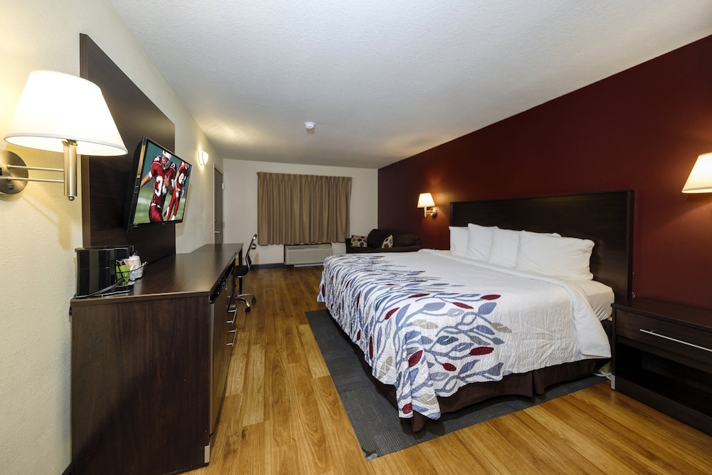 Superior Room, 1 King Bed (Smoke Free) - Photo 6