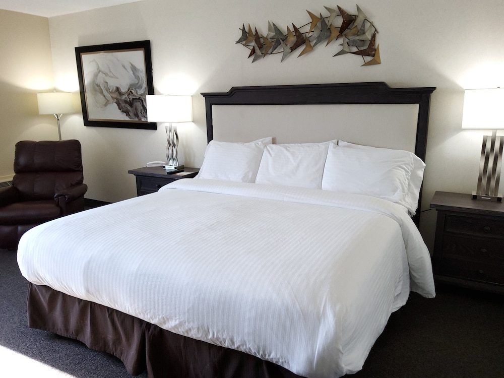 Standard Room, 1 King Bed