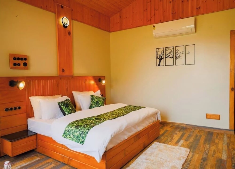 Standard Pine Chalet photo 2