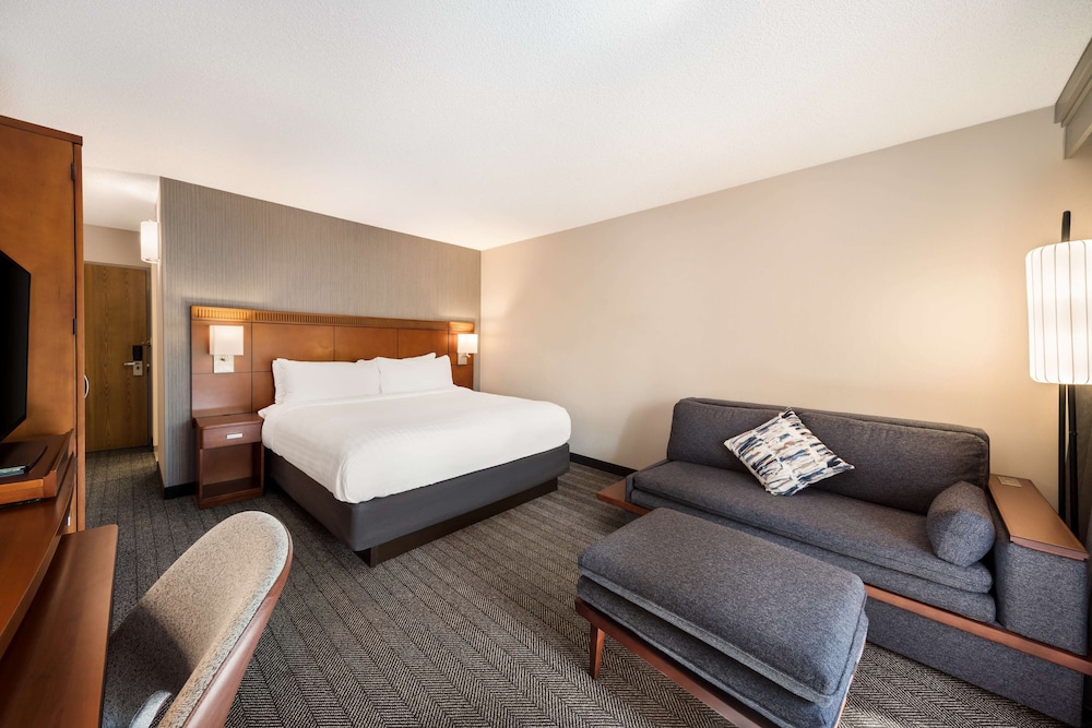 Deluxe Room, 1 King Bed