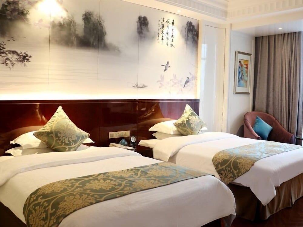 Deluxe Twin Room - Photo 1