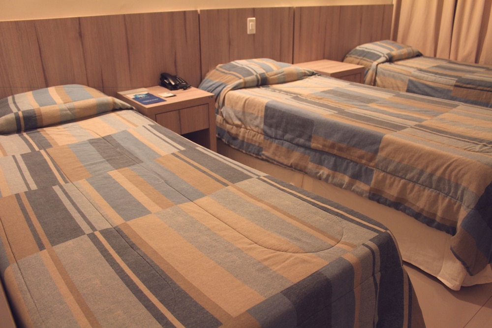 Deluxe Triple Room, 3 Twin Beds photo 3